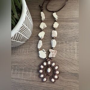 WHITE SLAB SQUASH BLOSSOM NECKLACE